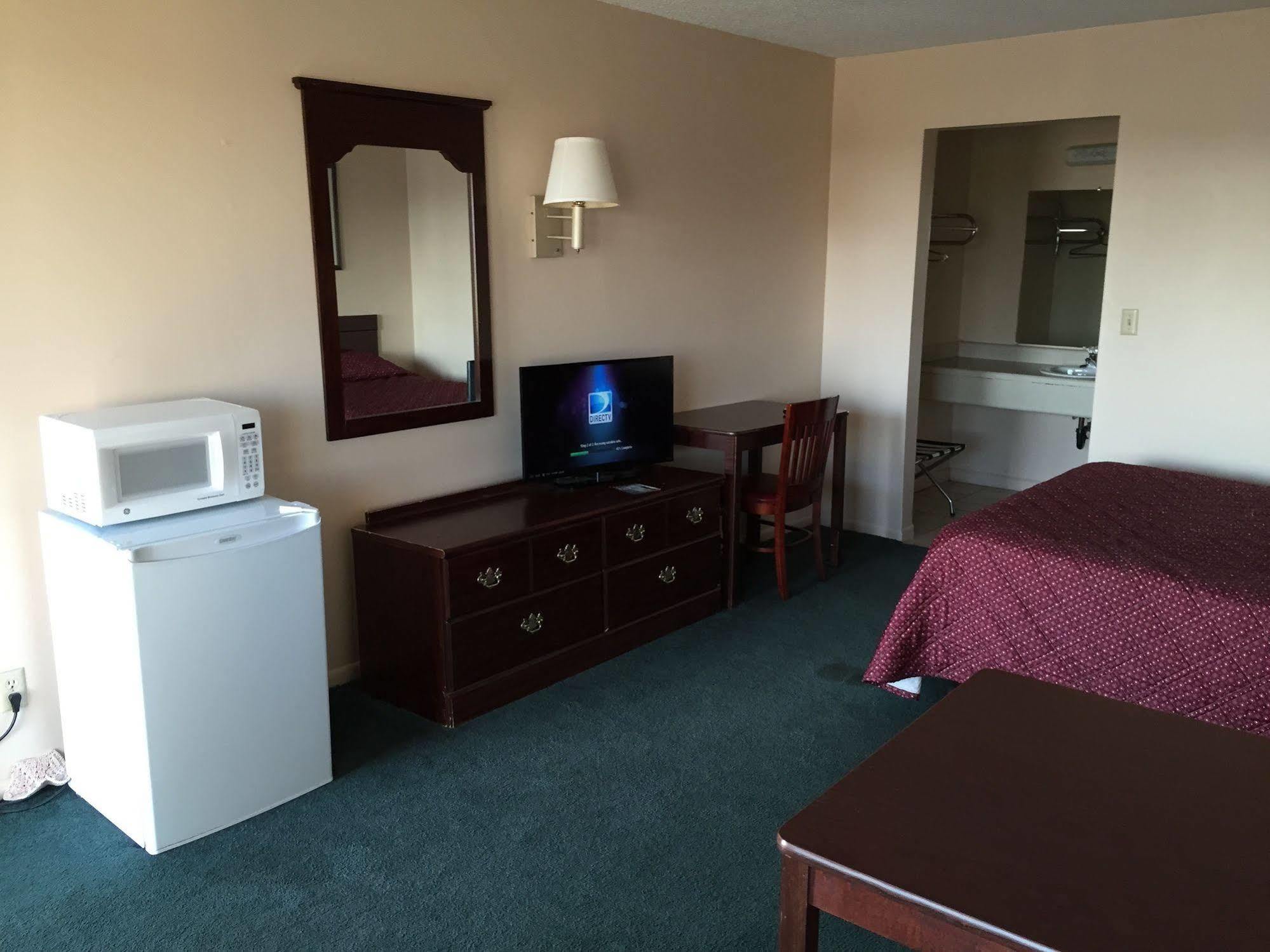 Slumber Inn Harrisonville Buitenkant foto